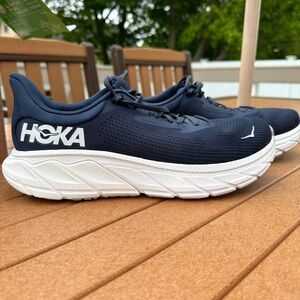 Hoka Arahi 7 size 11 2E / Wide